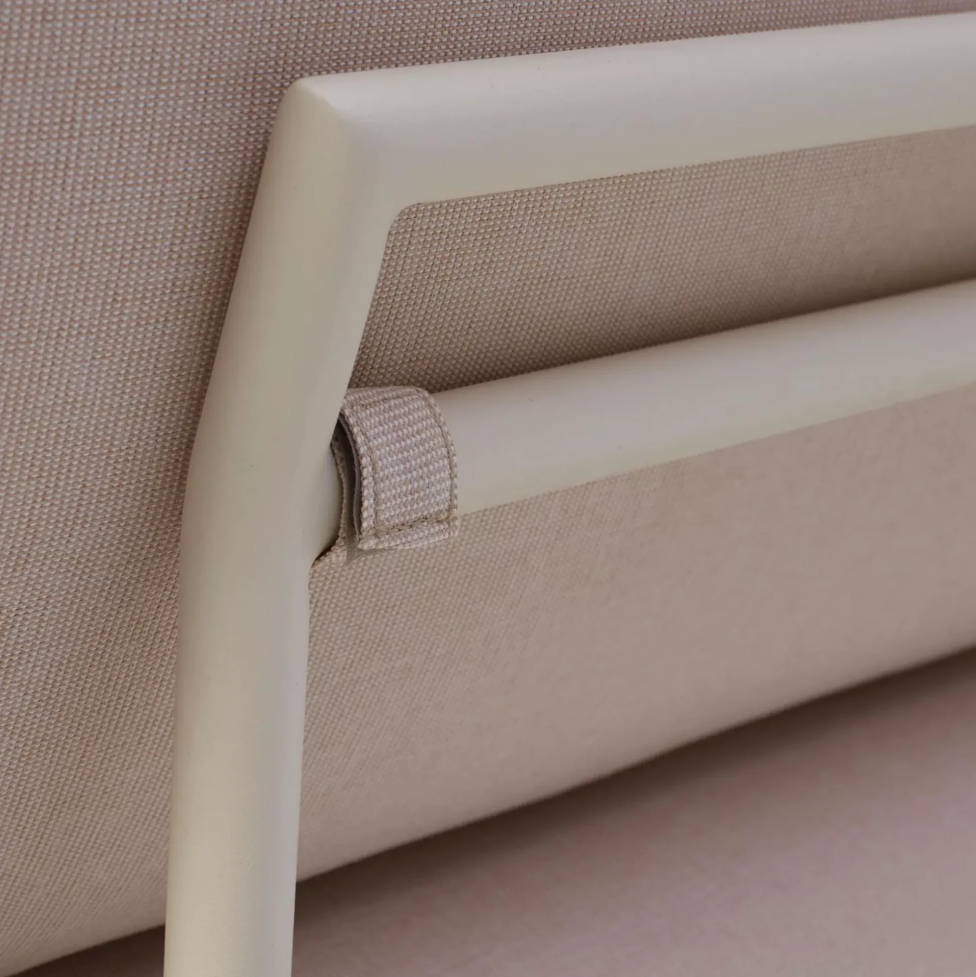 Conjuntos Lounge<CASA Baja Banco Lounge Arena