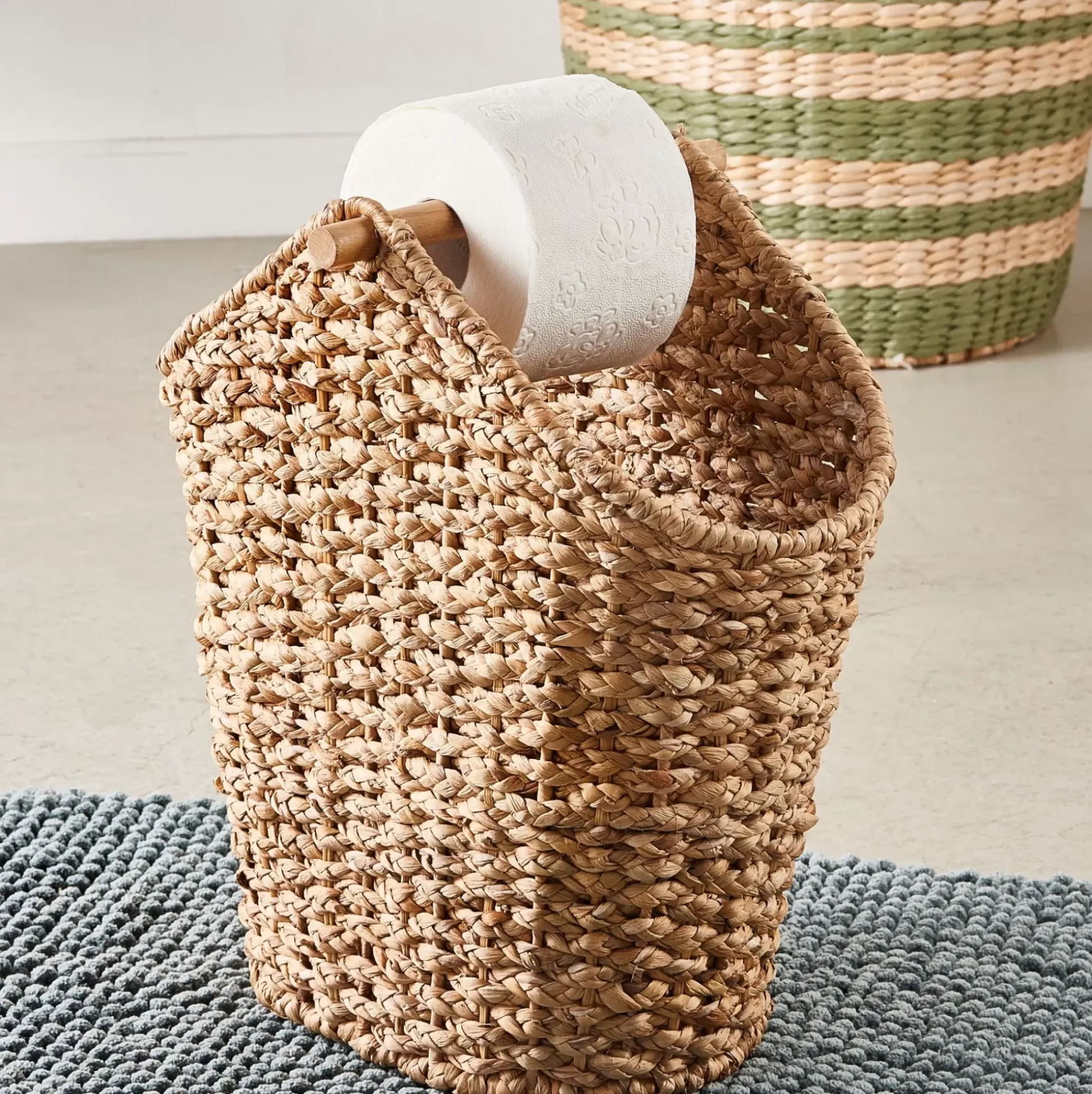 Accesorios Water<CASA Flores Soporte Rollos Wc Revistero Natural