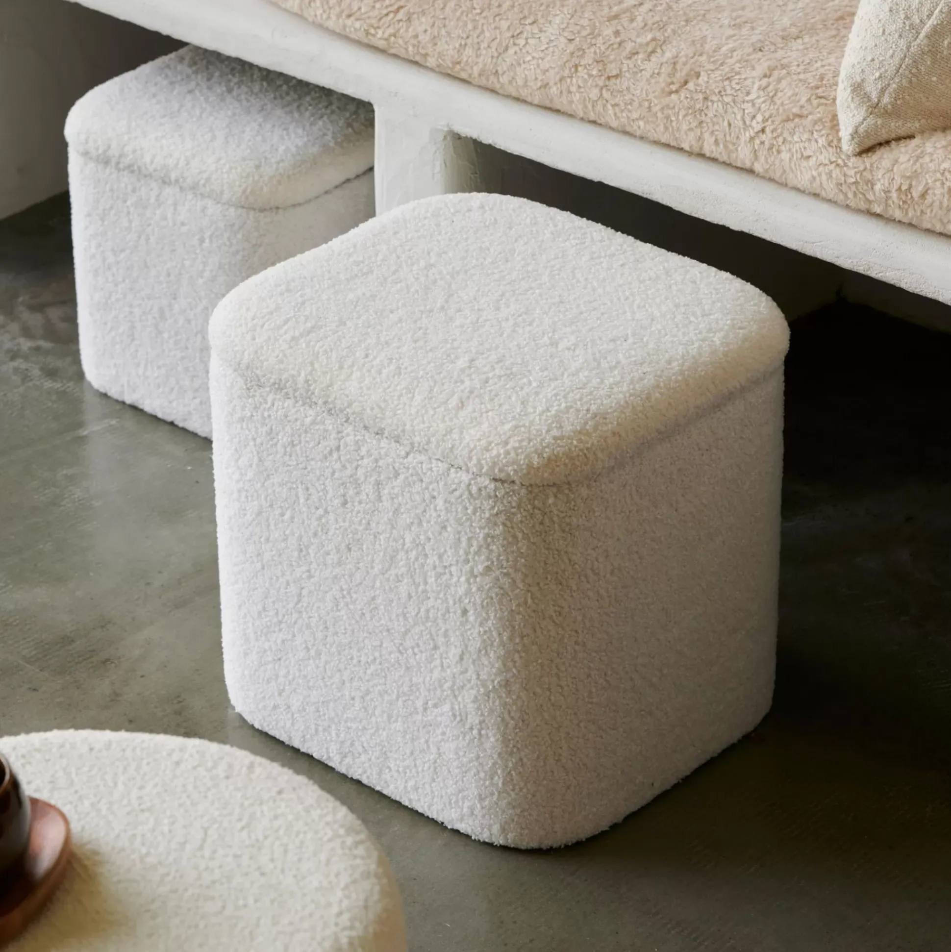 Pufs De Almacenaje<CASA Liam Funcion Almacenaje Blanco