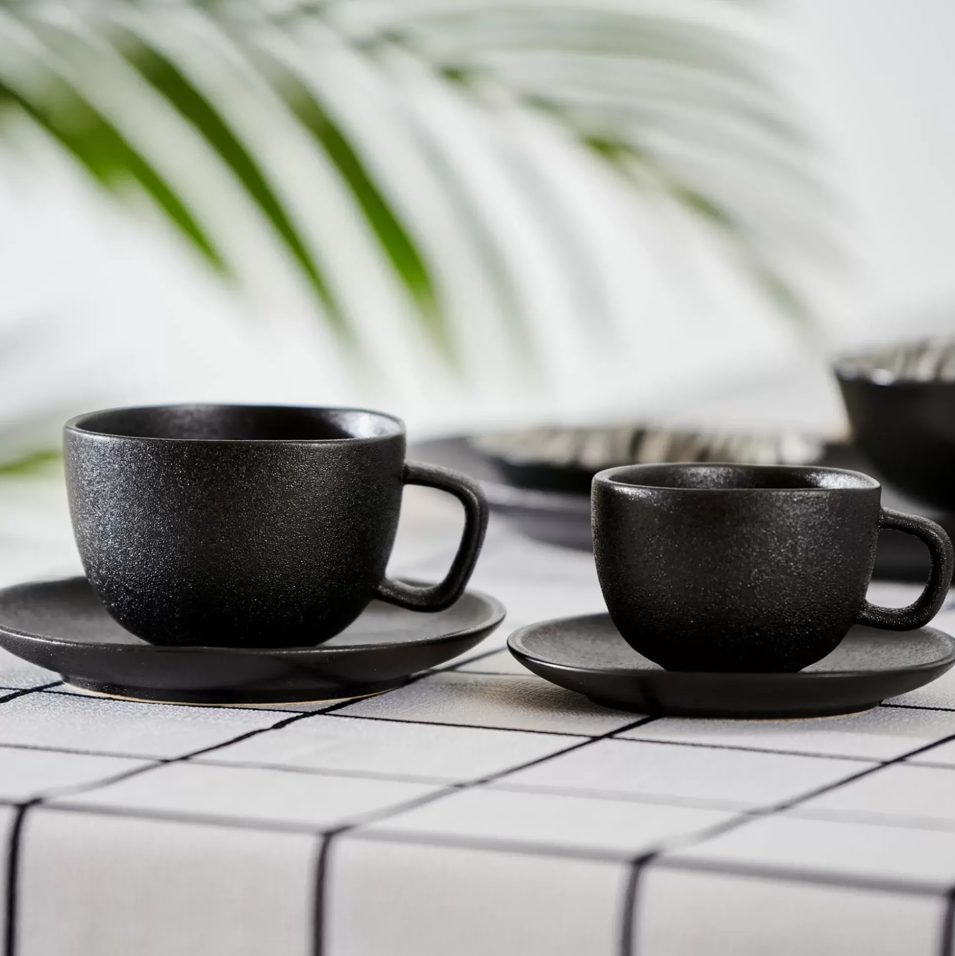 Tazas<CASA Magma Taza Y Plato Negro