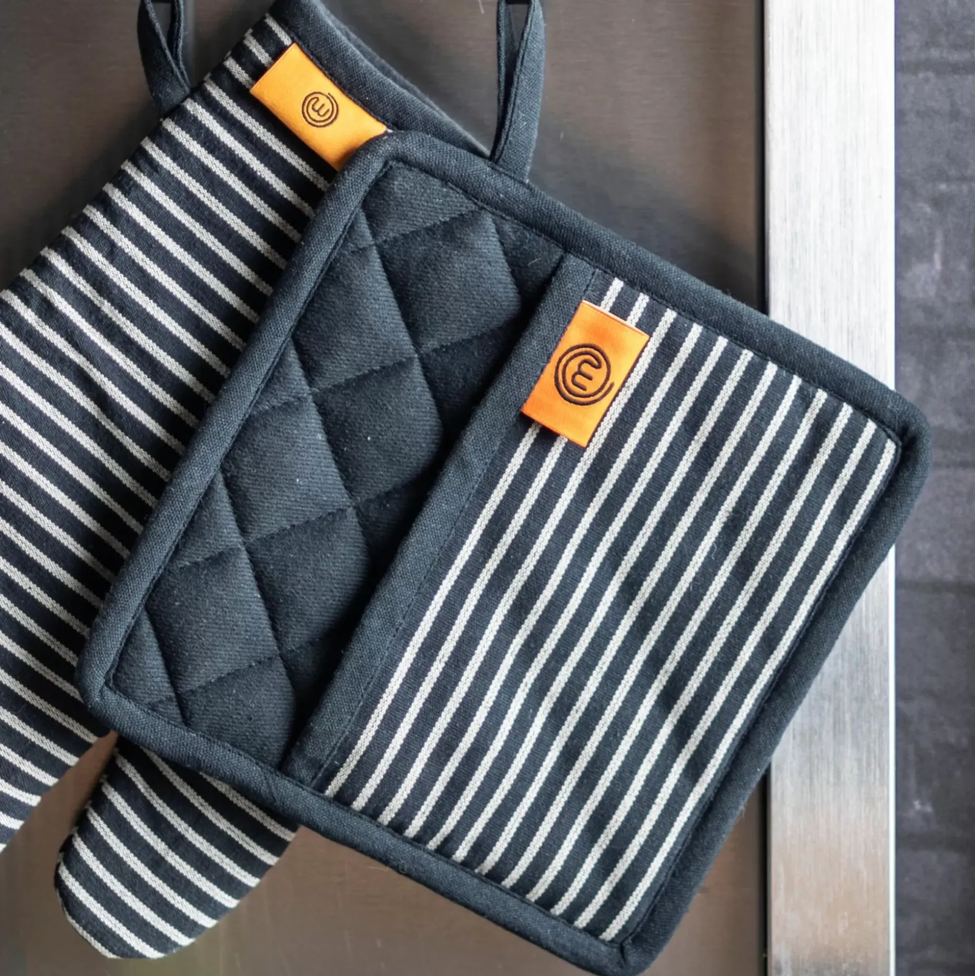 Agarradores<CASA Masterchef Agarrador Negro