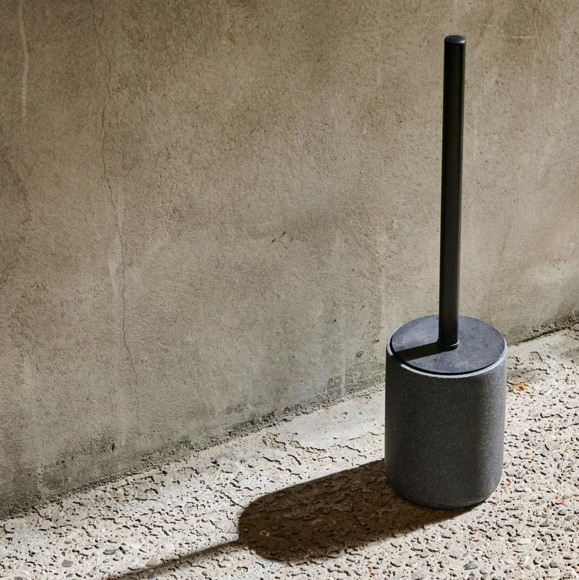 Accesorios Water<CASA Moon Cepillo Wc En Soporte Negro, Gris Oscuro